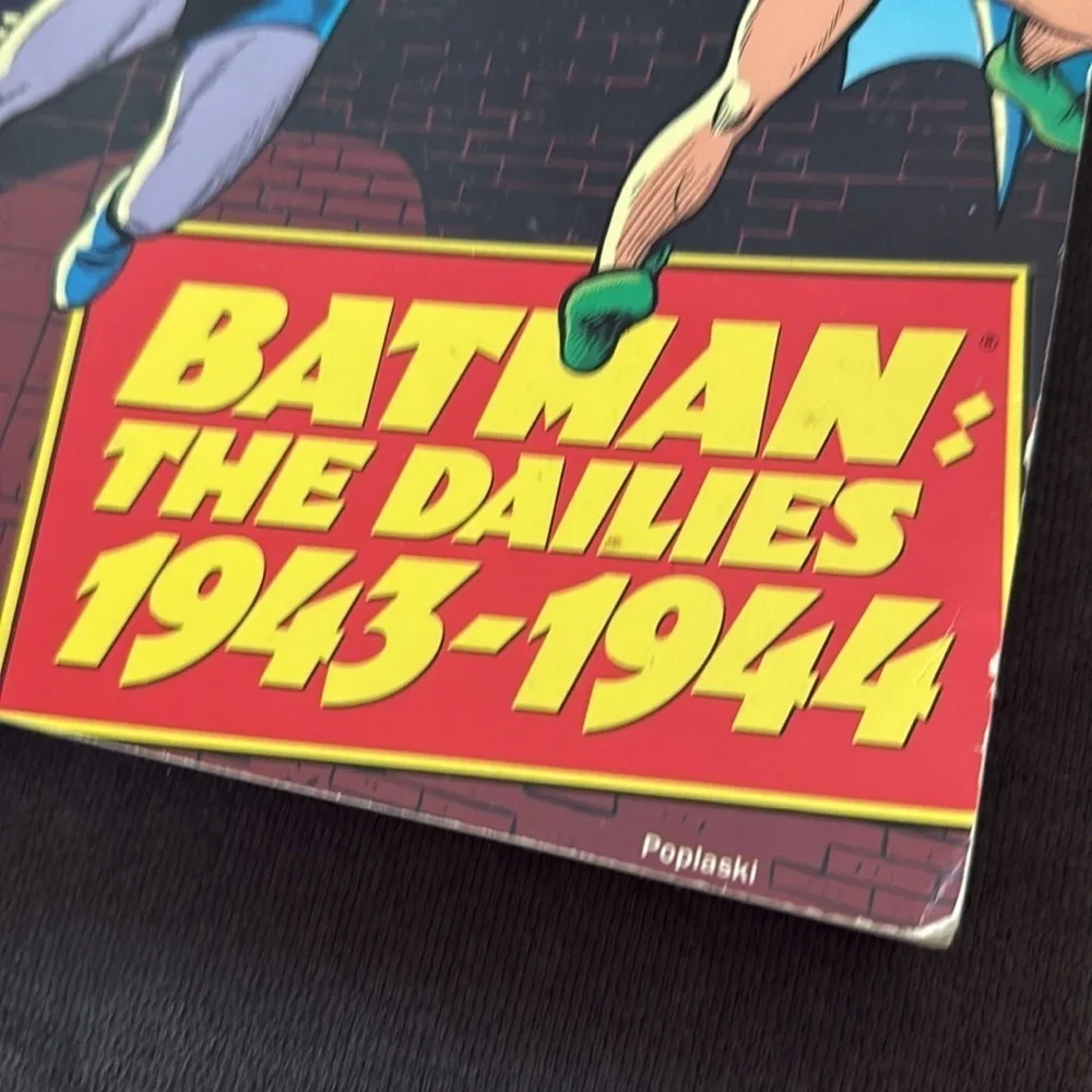 Batman the Dailies 1943-1946 DC Book